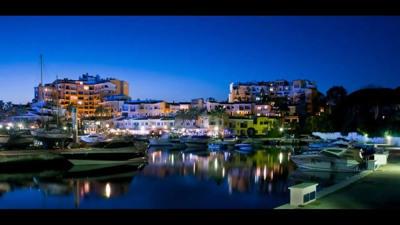 Holiday home Las Lomas De Cabopino Marbella